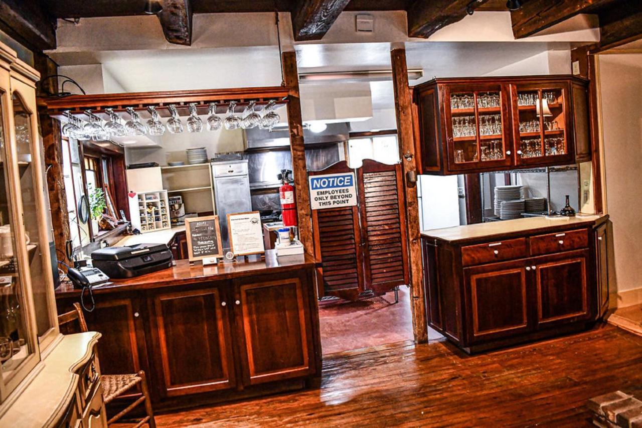 Brook Road Inn Goshen Eksteriør billede