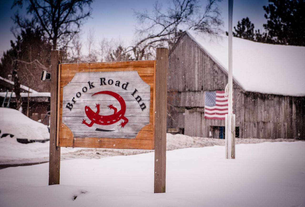 Brook Road Inn Goshen Eksteriør billede